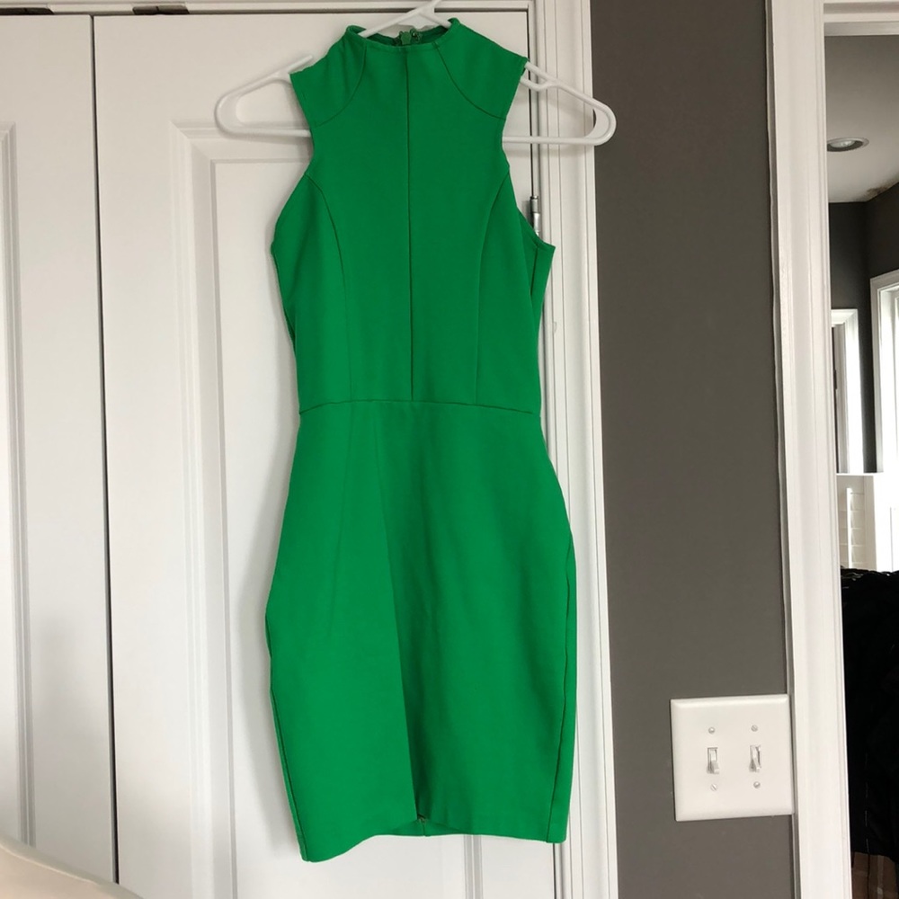 Fitted Kelly green dress